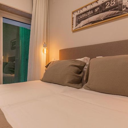Upscale & Modern 2Bdr Apartment Lisboa Exterior foto